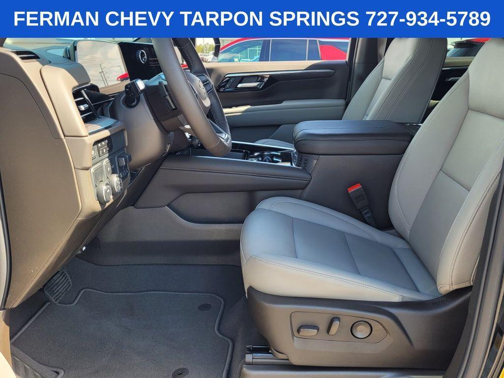 new 2025 Chevrolet Suburban car, priced at $68,475