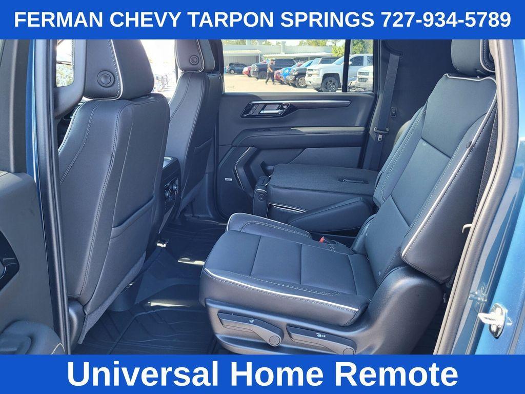 new 2025 Chevrolet Suburban car, priced at $77,184