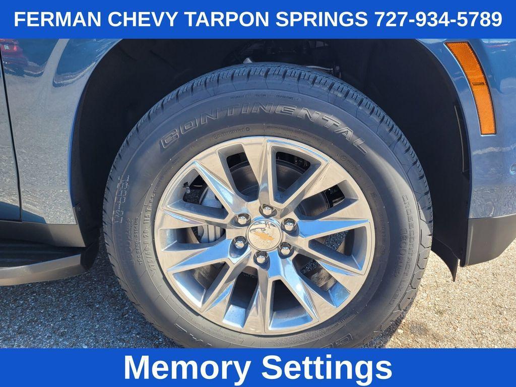 new 2025 Chevrolet Suburban car, priced at $77,184