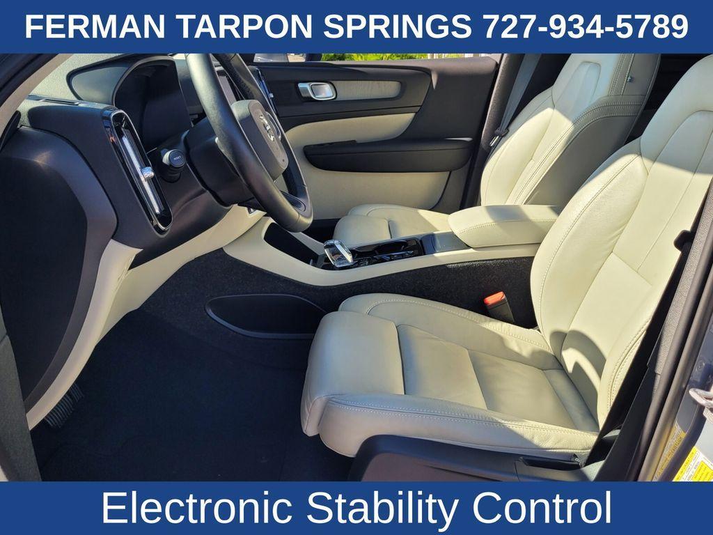used 2023 Volvo XC40 car, priced at $30,991