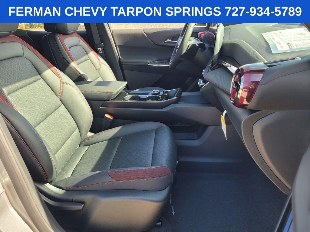 new 2026 Chevrolet Equinox car, priced at $31,895