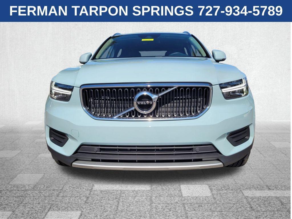 used 2019 Volvo XC40 car, priced at $20,201