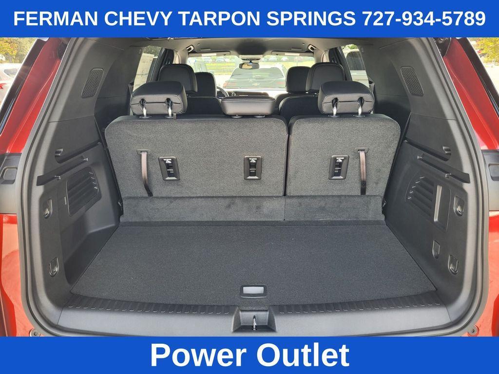 new 2025 Chevrolet Traverse car, priced at $42,180