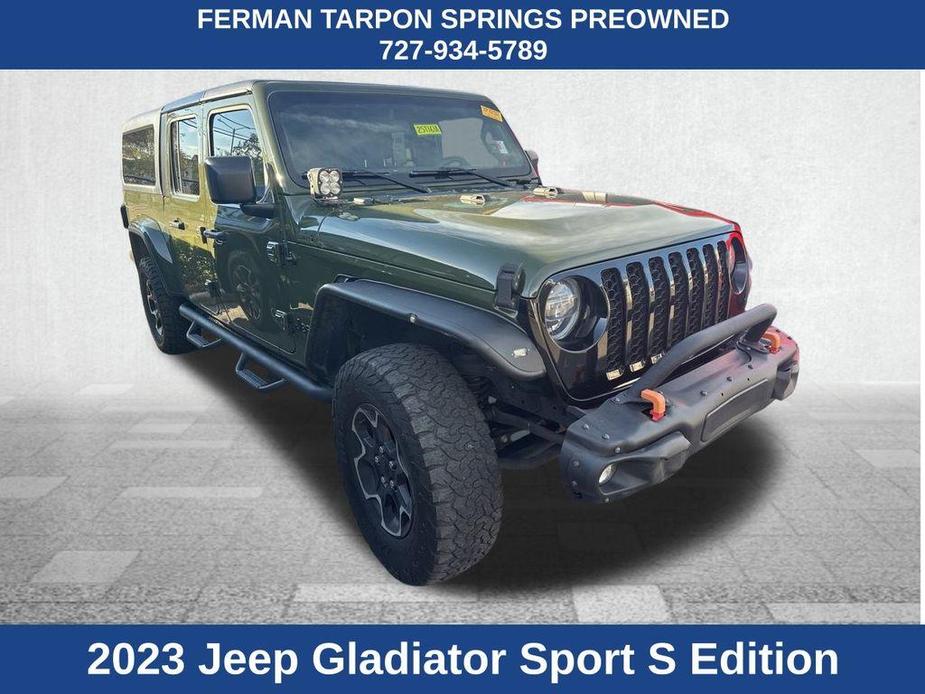 used 2023 Jeep Gladiator car, priced at $28,000