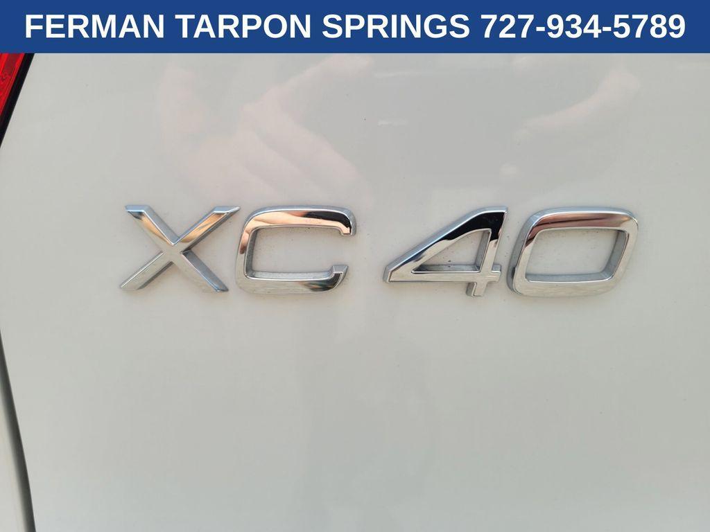 used 2025 Volvo XC40 car, priced at $36,400