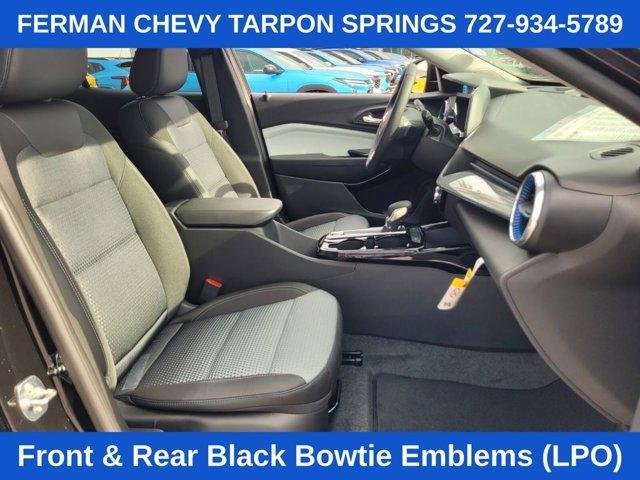 new 2025 Chevrolet Trax car, priced at $22,955