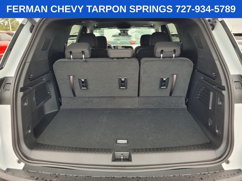 new 2025 Chevrolet Traverse car, priced at $39,895
