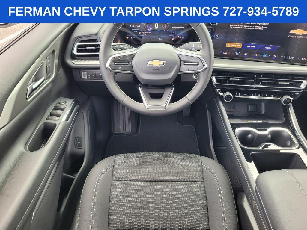 new 2025 Chevrolet Traverse car, priced at $39,895