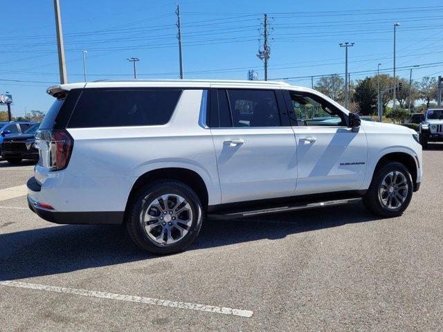 new 2025 Chevrolet Suburban car, priced at $66,185