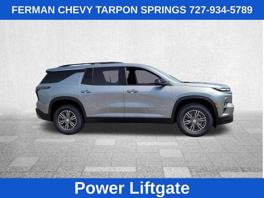 new 2025 Chevrolet Traverse car, priced at $39,895