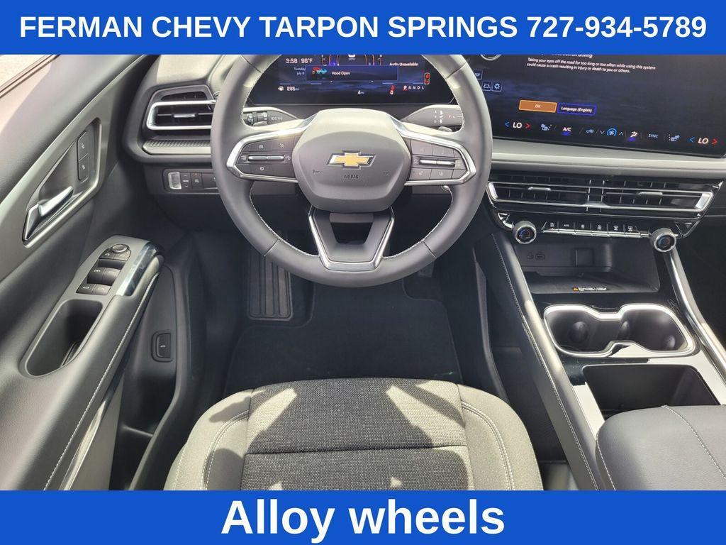 new 2025 Chevrolet Traverse car, priced at $39,895