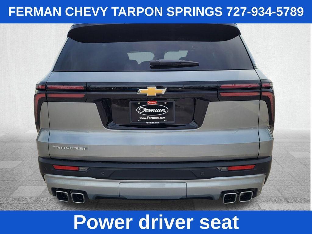 new 2025 Chevrolet Traverse car, priced at $39,895