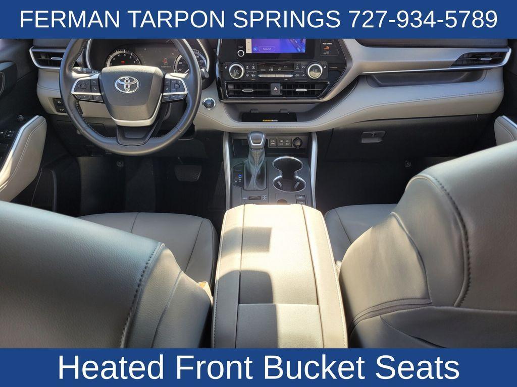 used 2023 Toyota Highlander car, priced at $37,596
