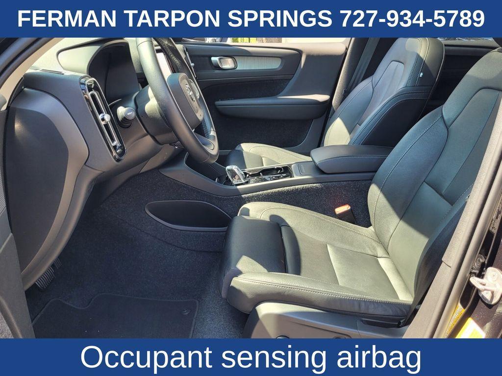 used 2025 Volvo XC40 car, priced at $37,800