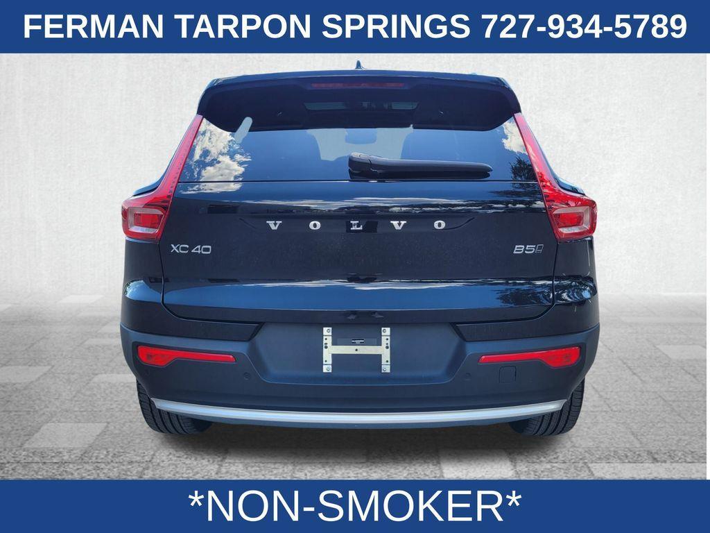 used 2025 Volvo XC40 car, priced at $35,400