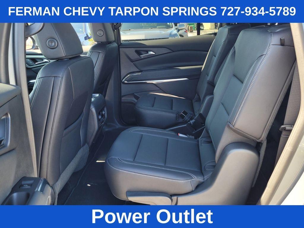 new 2025 Chevrolet Traverse car, priced at $42,135
