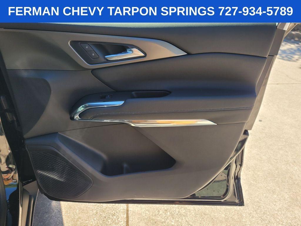 new 2025 Chevrolet Traverse car, priced at $44,880