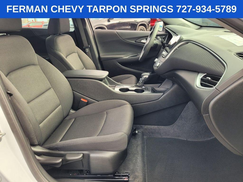 new 2025 Chevrolet Malibu car, priced at $22,495