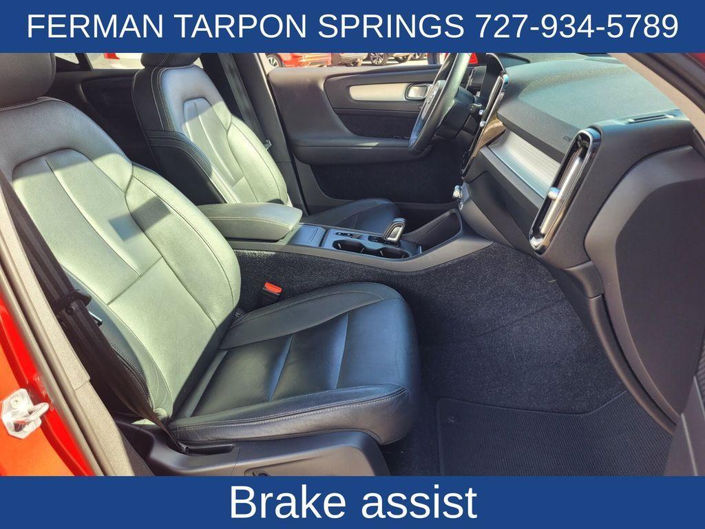 used 2019 Volvo XC40 car, priced at $21,749