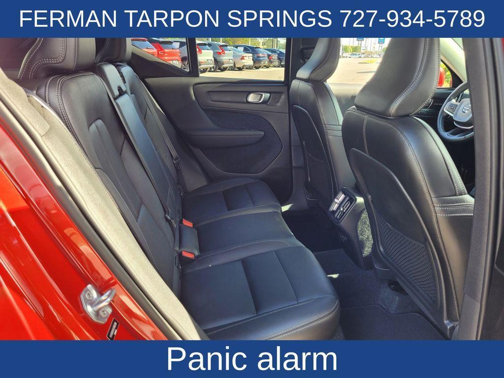 used 2019 Volvo XC40 car, priced at $22,549