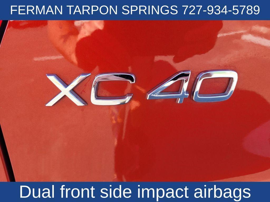 used 2019 Volvo XC40 car, priced at $21,749