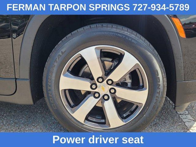 used 2023 Chevrolet Traverse car, priced at $31,000