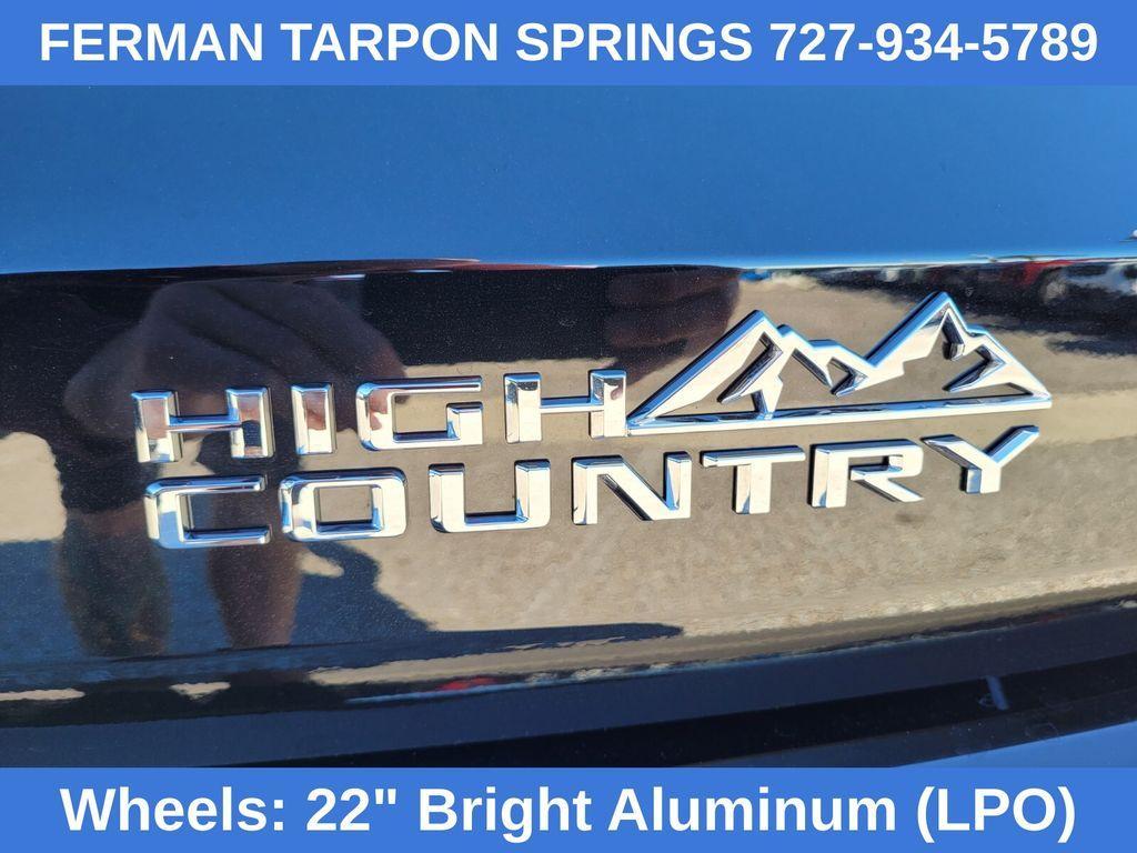 used 2025 Chevrolet Traverse car, priced at $52,000