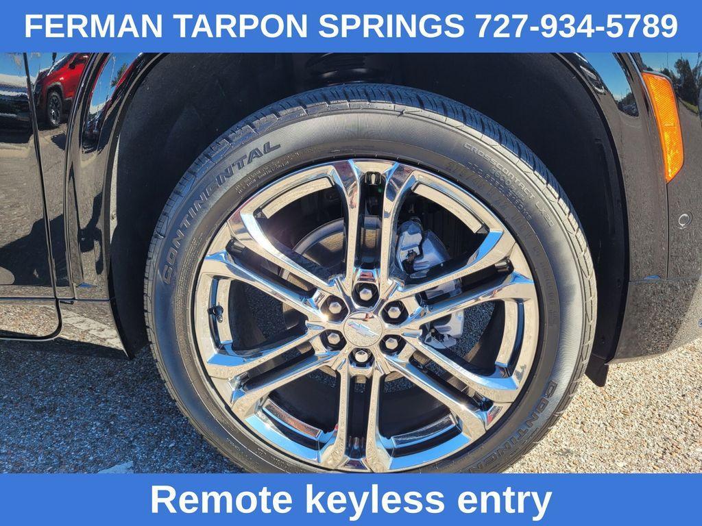 used 2025 Chevrolet Traverse car, priced at $52,000