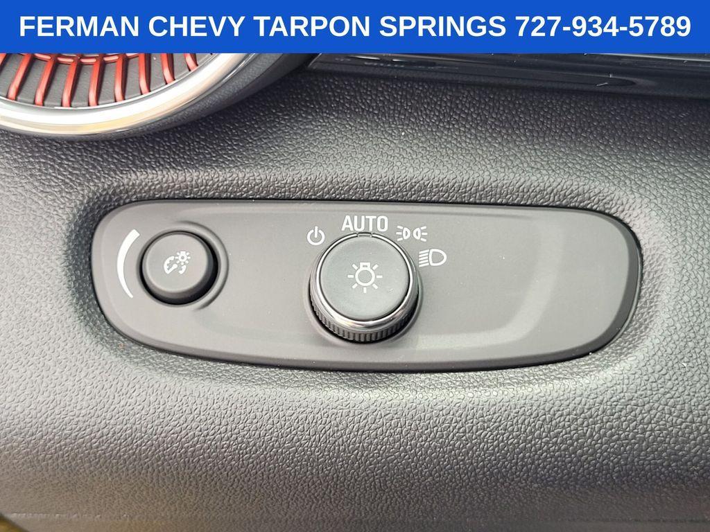 new 2025 Chevrolet Trax car, priced at $25,085