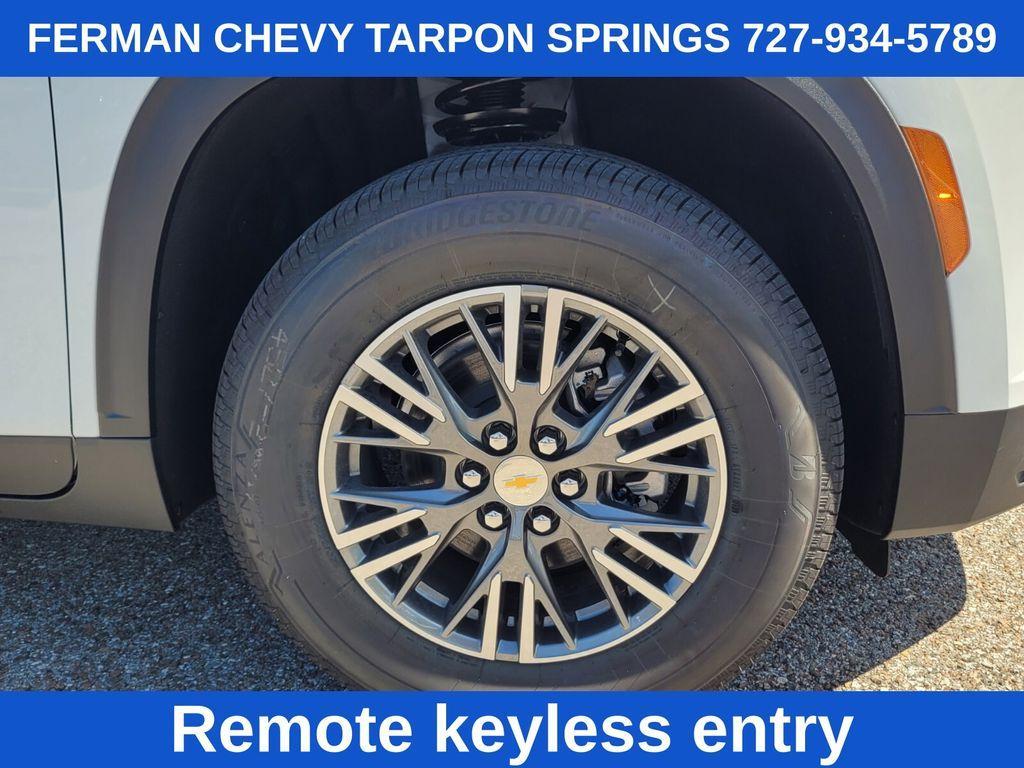 new 2025 Chevrolet Traverse car, priced at $40,395