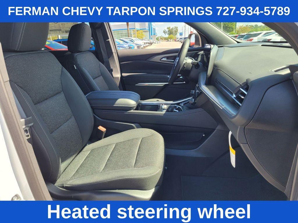 new 2025 Chevrolet Traverse car, priced at $40,395