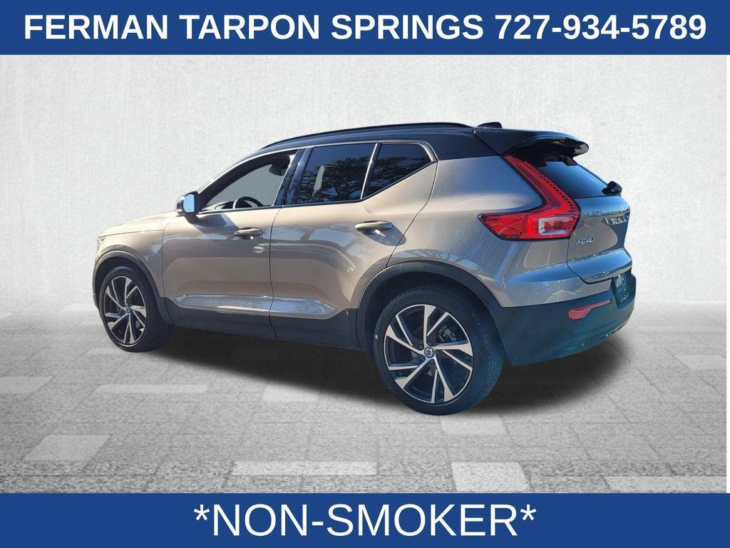 used 2022 Volvo XC40 car, priced at $30,900