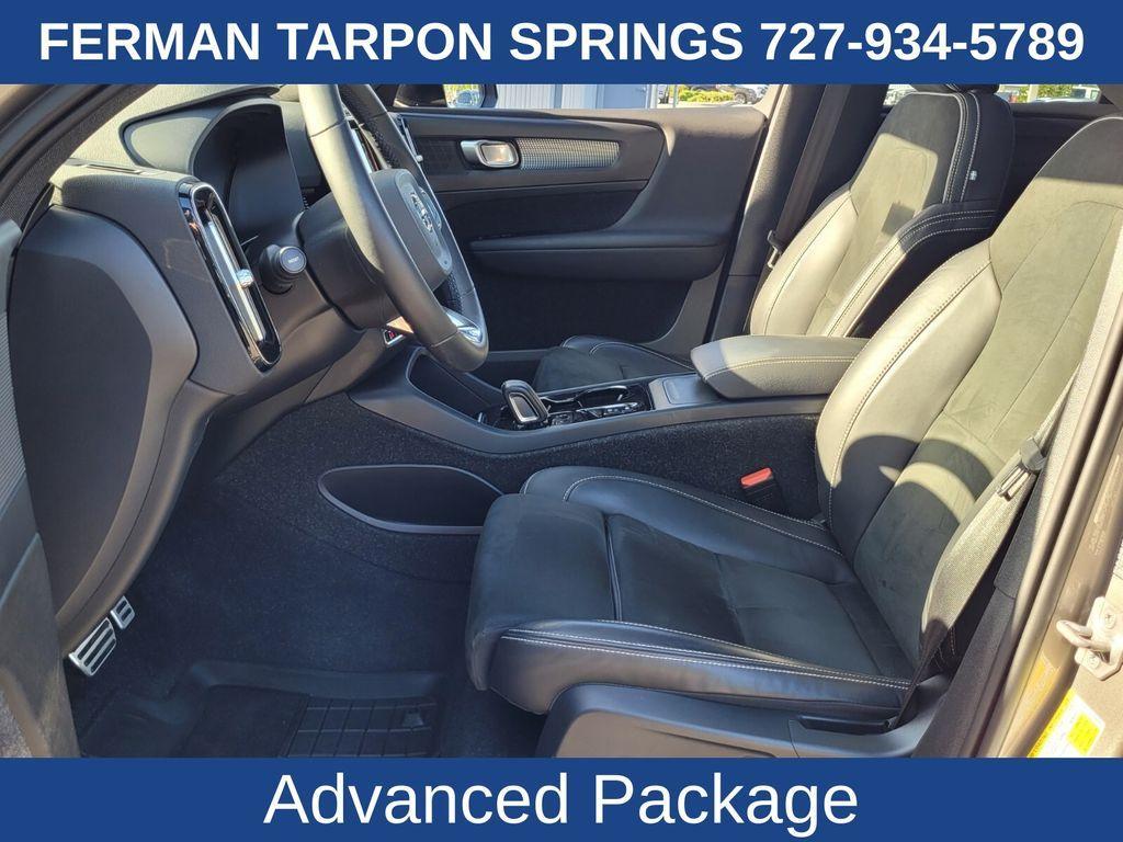 used 2022 Volvo XC40 car, priced at $30,900