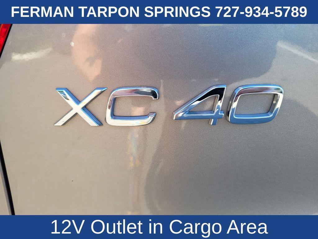 used 2022 Volvo XC40 car, priced at $30,900