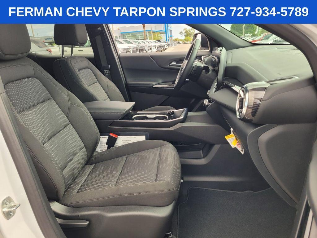 new 2025 Chevrolet Equinox car, priced at $26,795