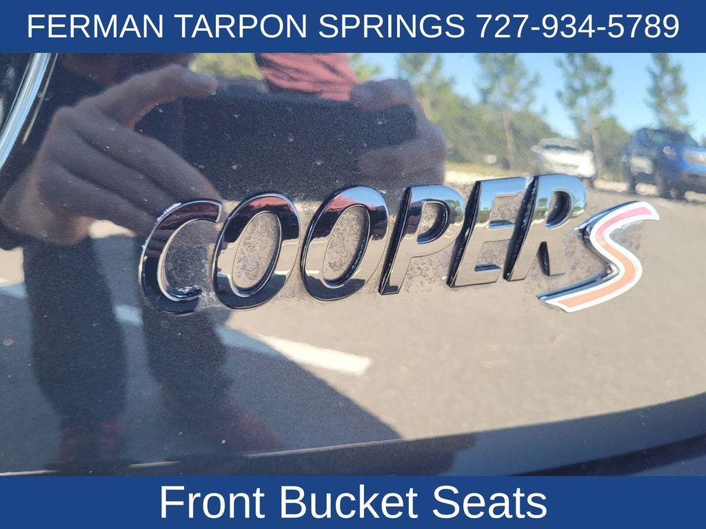 used 2023 MINI Hardtop car, priced at $23,872