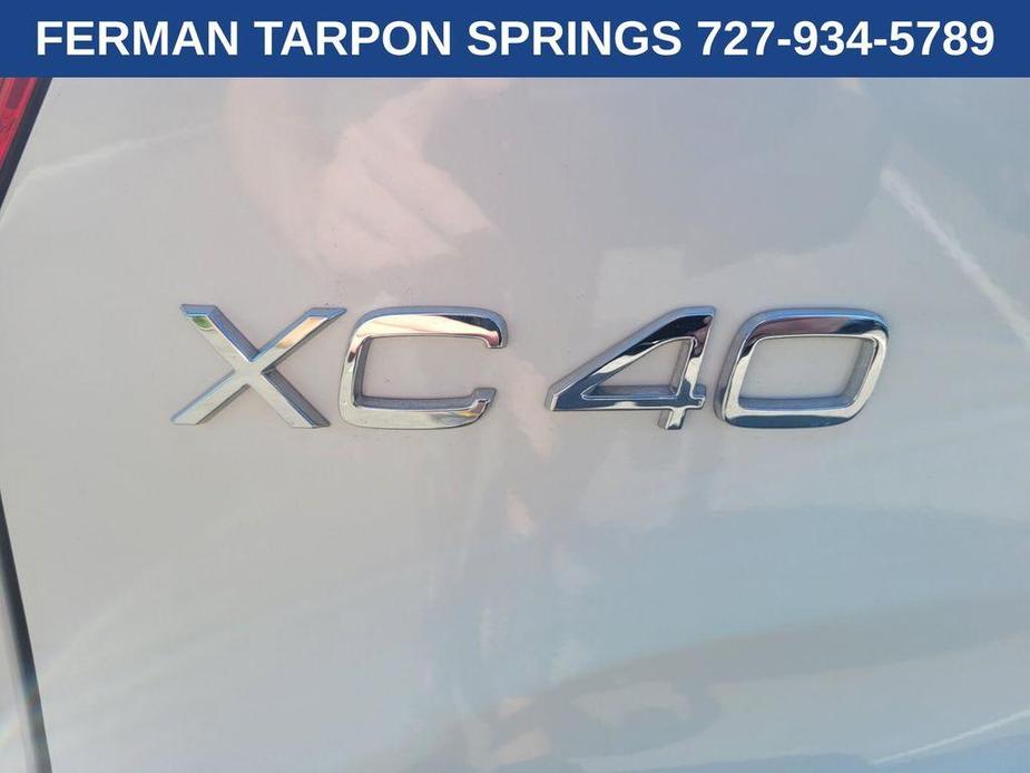 used 2021 Volvo XC40 car, priced at $30,600