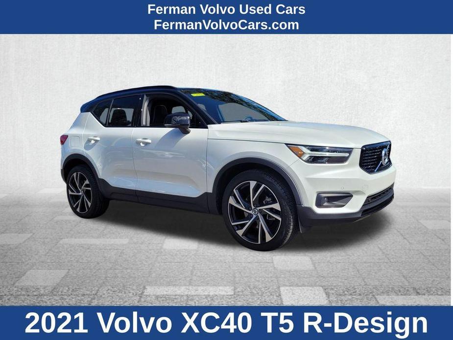 used 2021 Volvo XC40 car, priced at $30,600