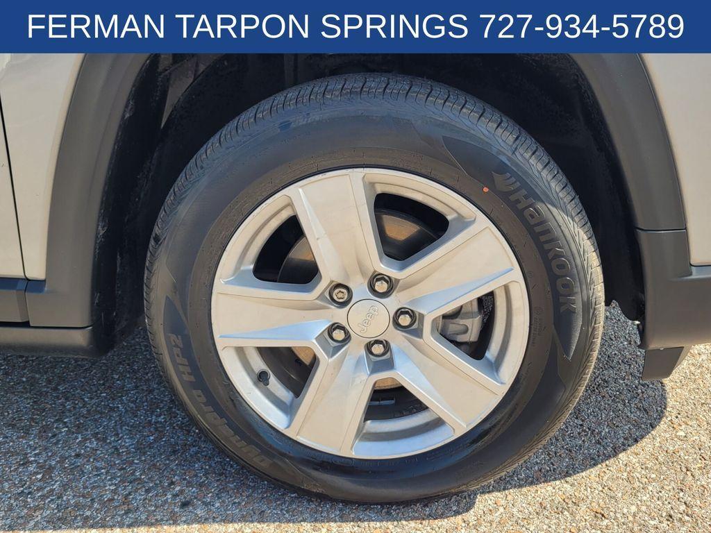 used 2022 Jeep Compass car, priced at $18,000