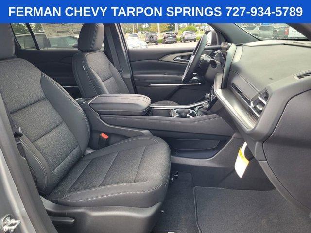 new 2025 Chevrolet Traverse car, priced at $39,895