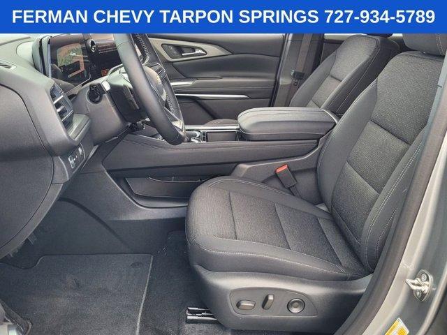 new 2025 Chevrolet Traverse car, priced at $39,895