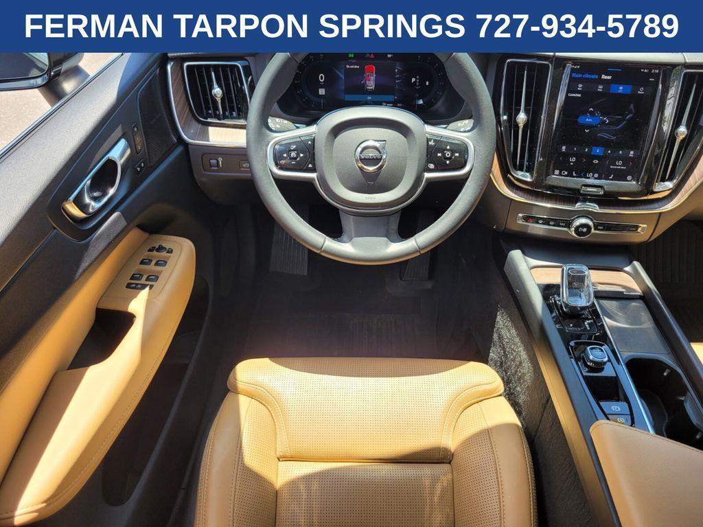 used 2022 Volvo XC60 car, priced at $34,600