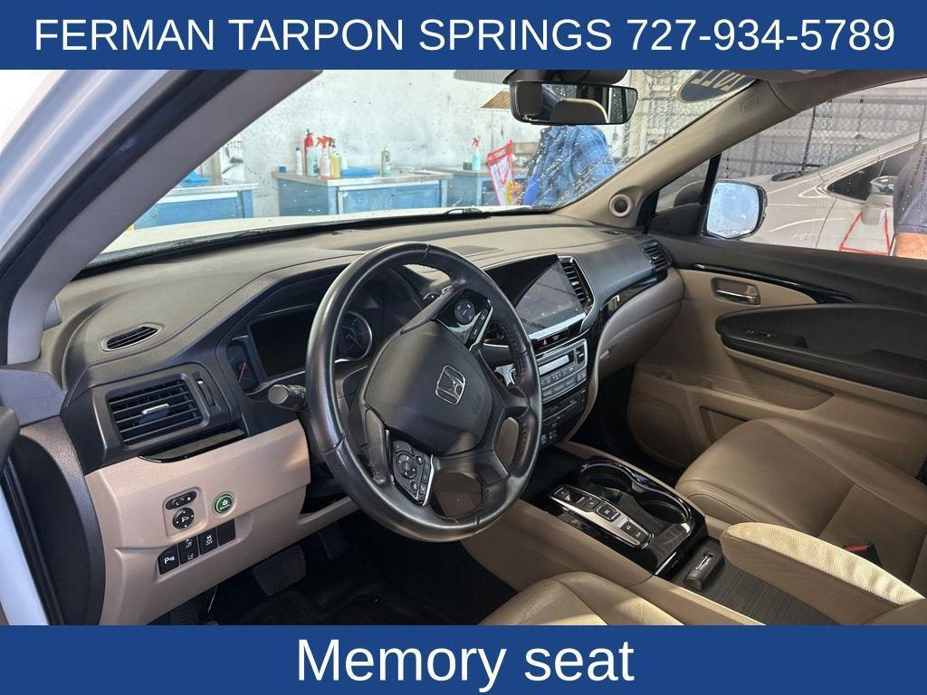 used 2022 Honda Pilot car, priced at $29,999