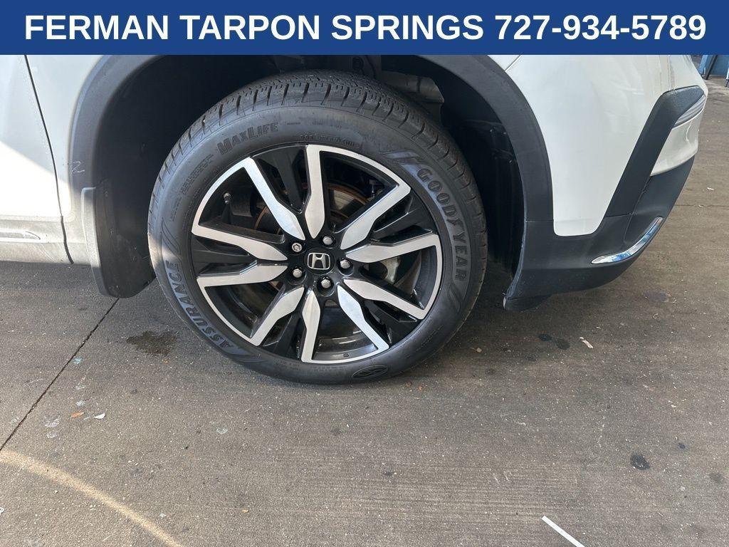 used 2022 Honda Pilot car, priced at $29,999