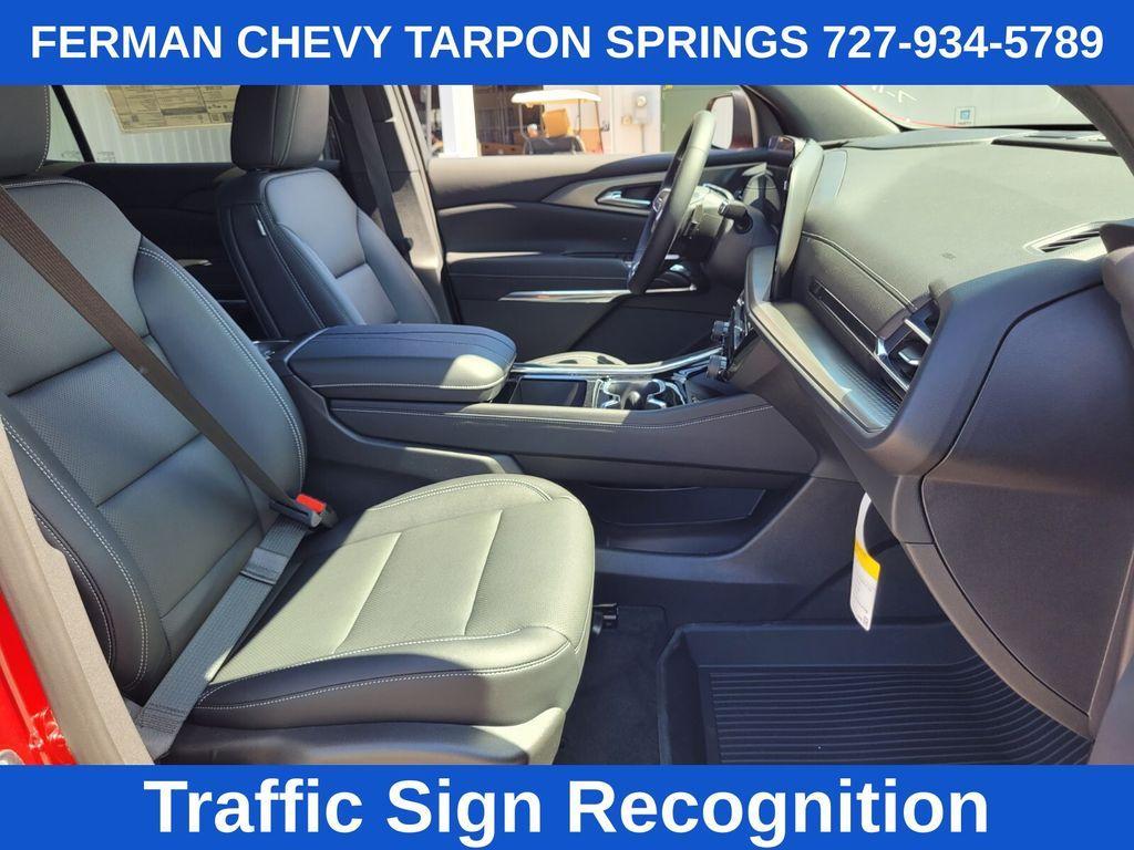 new 2025 Chevrolet Traverse car, priced at $42,880
