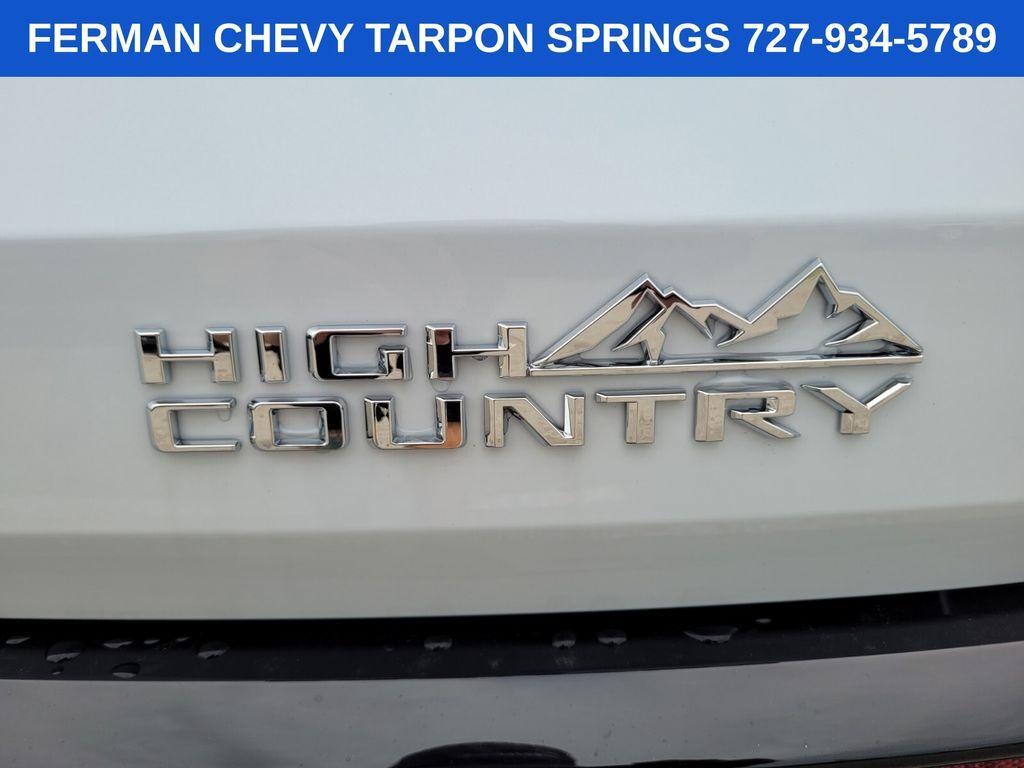 new 2026 Chevrolet Traverse car, priced at $59,789