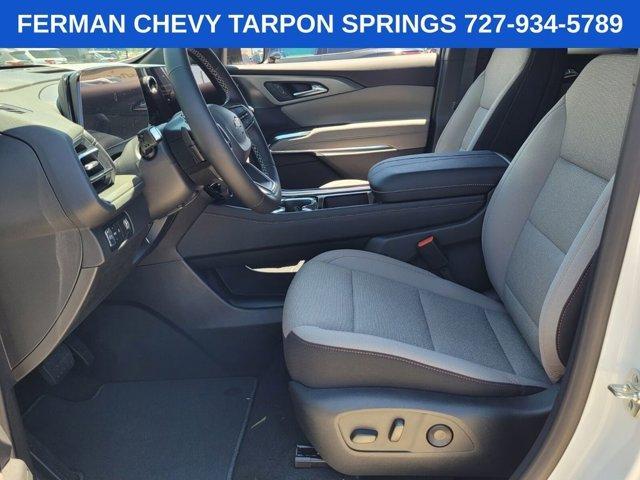 new 2025 Chevrolet Traverse car, priced at $40,395