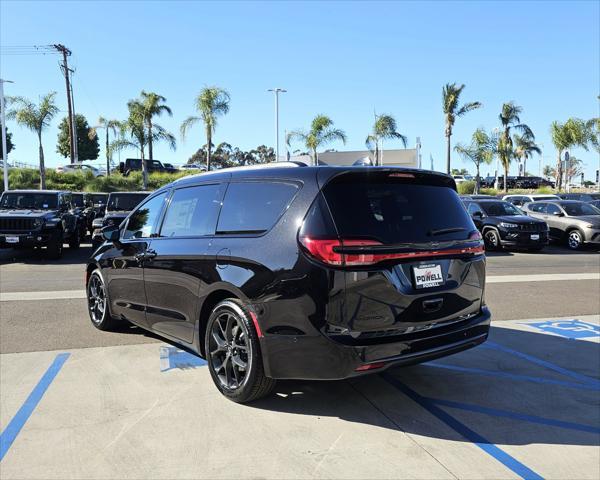 new 2025 Chrysler Pacifica car, priced at $48,900