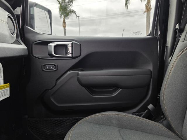 new 2025 Jeep Wrangler car, priced at $46,900