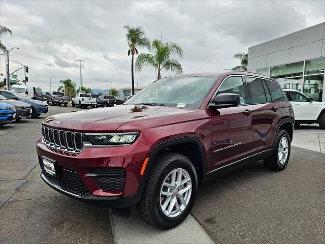 new 2025 Jeep Grand Cherokee car, priced at $42,900